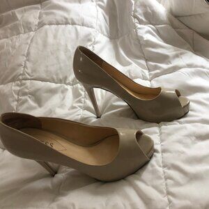 Sexy Guess Nude Peep Toe platform heels
